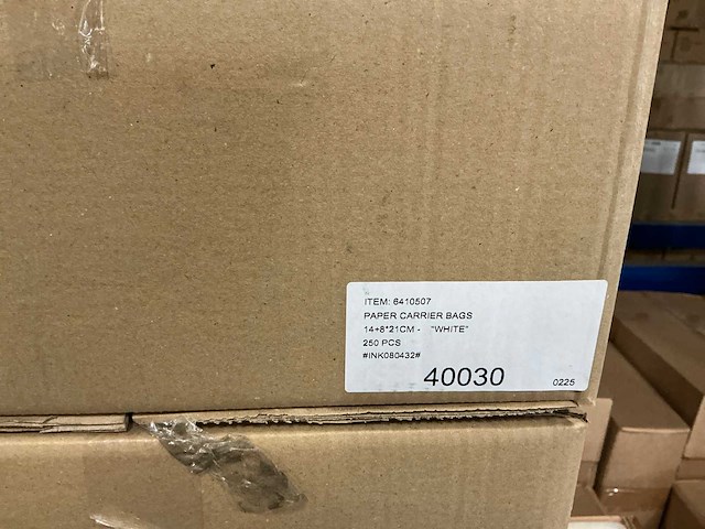 Partij paper carrier bags 14+8*21cm white (7000x) - afbeelding 5 van  6
