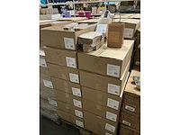 Partij paper carrier bags 14+8x21cm brown fsc unprinted (6750x) - afbeelding 2 van  4