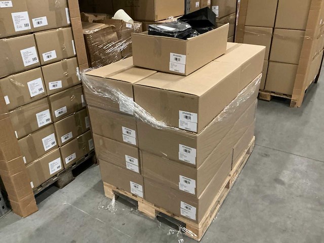 Partij paper carrier bags 18+8*22cm black (4225x) - afbeelding 5 van  6