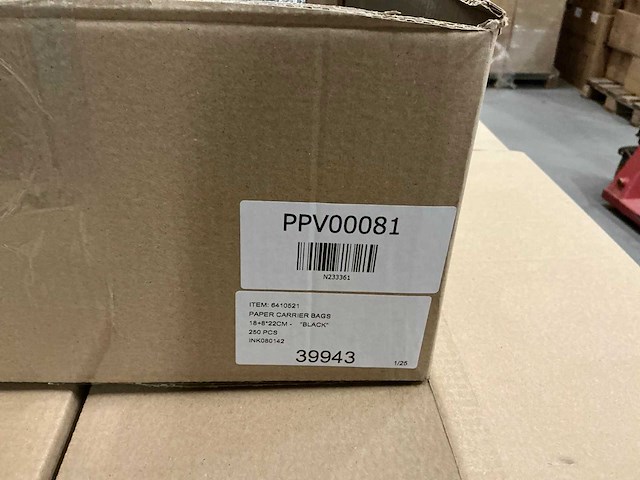 Partij paper carrier bags 18+8*22cm black (5450x) - afbeelding 6 van  6