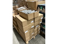 Partij paper carrier bags 21+14*8cm silver (2725x) - afbeelding 5 van  5
