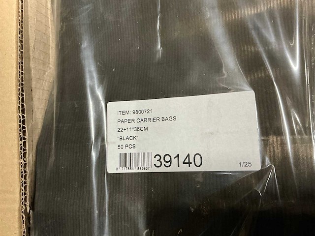 Partij paper carrier bags 22+11*36cm black (3500x) - afbeelding 4 van  4