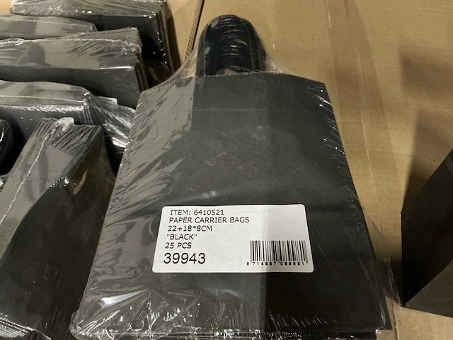 Partij paper carrier bags 22+18*8cm black (3000x) - afbeelding 4 van  6