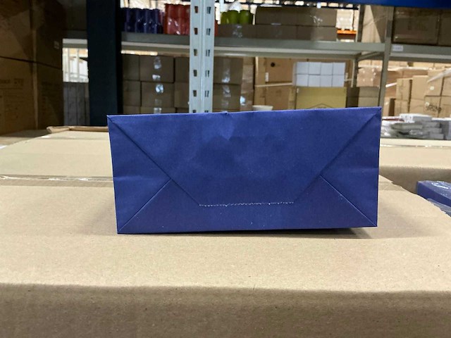 Partij paper carrier bags 22x18x8cm blue (6000x) - afbeelding 3 van  7