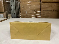 Partij paper carrier bags 22x18x8cm gold (1375x) - afbeelding 2 van  2