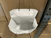 Partij paper carrier bags 26+12*35cm cappuccino (6000x) - afbeelding 2 van  4