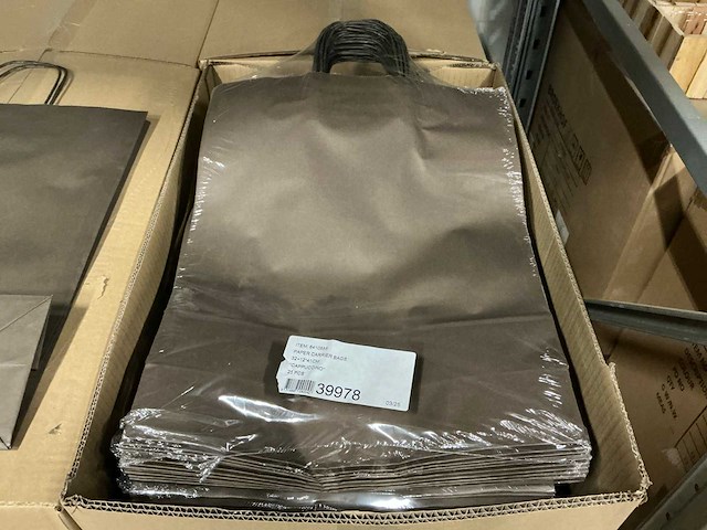 Partij paper carrier bags 32+12*41cm cappuccino (3000x) - afbeelding 3 van  6