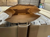 Partij paper carrier bags 32+12x41cm brown fsc unprinted (3000x) - afbeelding 3 van  5