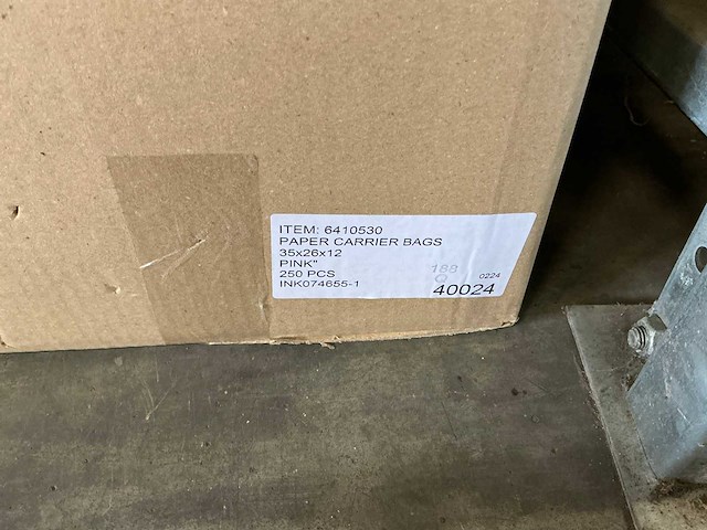 Partij paper carrier bags 35x26x12cm pink (1150x) - afbeelding 5 van  7