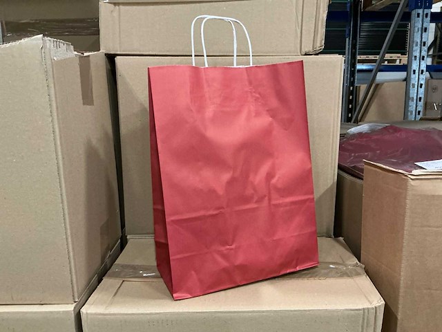 Partij paper carrier bags 35x26x12cm red (1000x) - afbeelding 1 van  6