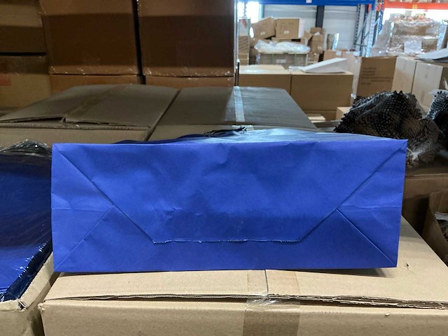 Partij paper carrier bags 41x32x12cm blue (4000x) - afbeelding 2 van  5