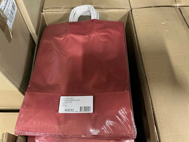 Partij paper carrier bags 41x32x12cm red (2650x) - afbeelding 7 van  8