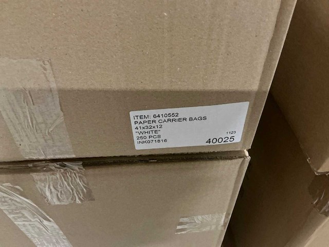 Partij paper carrier bags 41x32x12cm white (4000x) - afbeelding 6 van  6