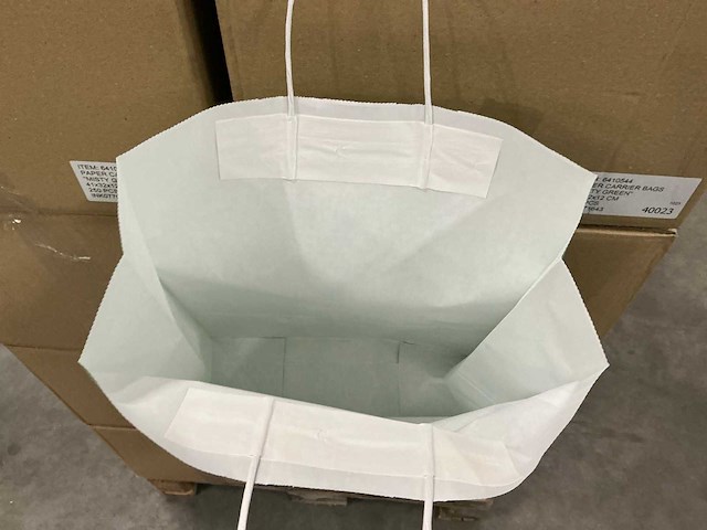 Partij paper carrier bags misty green 41x32x12cm (5000x) - afbeelding 2 van  6