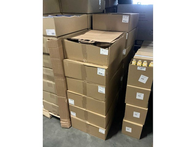 Partij papieren tassen 45x18x50cm naturel (1300x) - afbeelding 4 van  5