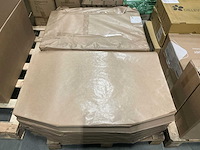 Partij papieren vellen gestreept 95x60cm (2500x) - afbeelding 1 van  2