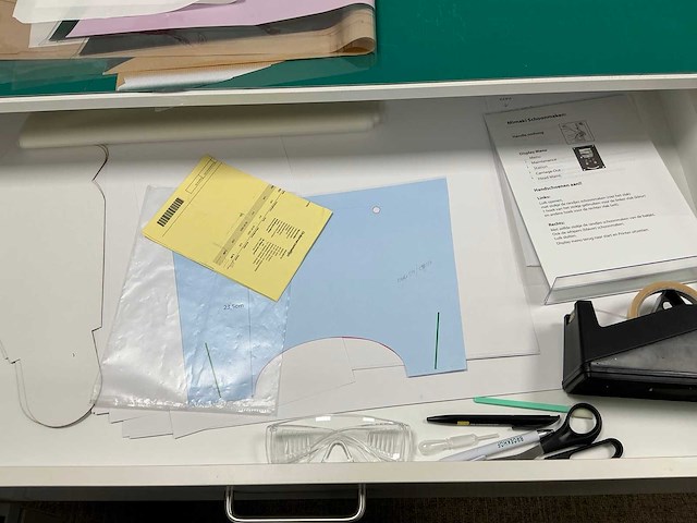 Partij papierrollen en vellen - afbeelding 8 van  21