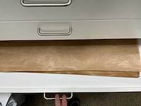 Partij papierrollen en vellen - afbeelding 10 van  21