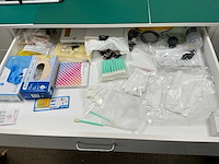 Partij papierrollen en vellen - afbeelding 18 van  21