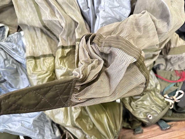 Partij parachute onderdelen - afbeelding 4 van  4