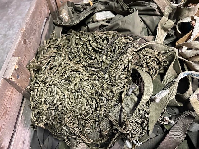 Partij parachutekoorden en banden - afbeelding 5 van  6