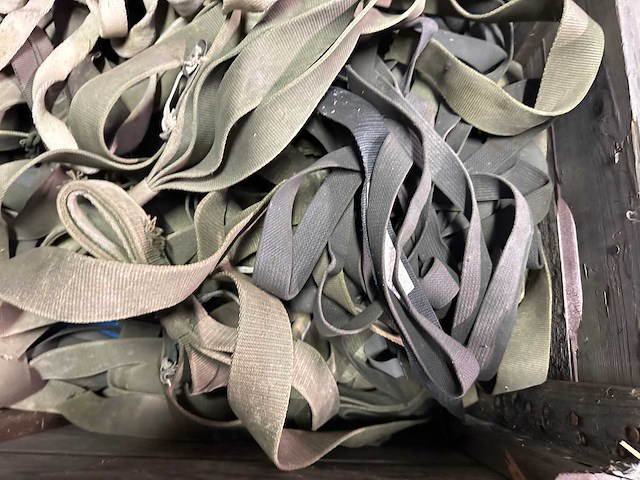 Partij parachutekoorden en banden - afbeelding 6 van  6
