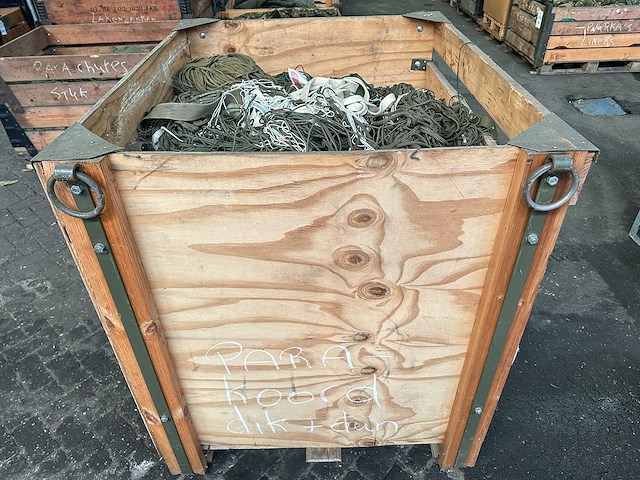 Partij parachutekoorden - afbeelding 2 van  6