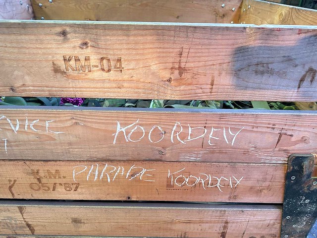 Partij paradekoorden en diverse kledingstukken - afbeelding 5 van  6