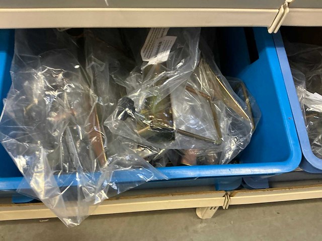 Partij parasolharingen - afbeelding 4 van  7