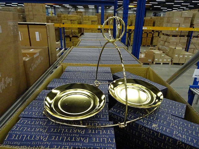 Partij partylite kaarsen en woningaccessoires, circa 980 items - afbeelding 15 van  23