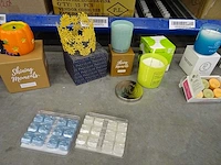 Partij partylite kaarsen, geurproducten en woningaccessoires, circa 1150 items - afbeelding 22 van  27