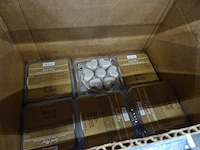 Partij partylite kaarsen, geurproducten en woningaccessoires, circa 1455 items - afbeelding 8 van  27