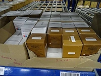 Partij partylite kaarsen, geurproducten en woningaccessoires, circa 1470 items - afbeelding 10 van  26