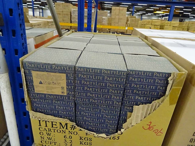 Partij partylite kaarsen, geurproducten en woningaccessoires, circa 1470 items - afbeelding 15 van  26