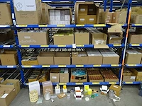 Partij partylite kaarsen, geurproducten en woningaccessoires, circa 1880 items