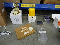 Partij partylite kaarsen, geurproducten en woningaccessoires, circa 1880 items - afbeelding 14 van  23