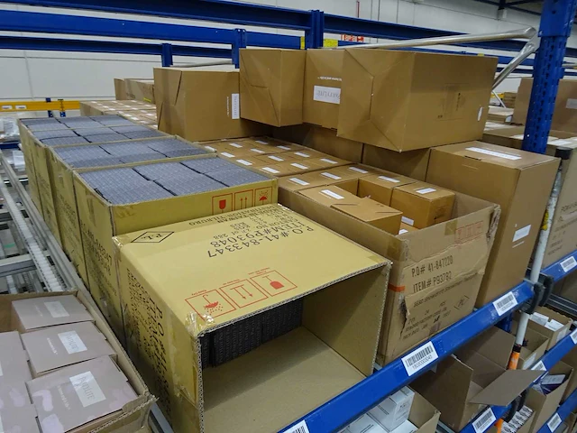 Partij partylite kaarsen, geurproducten en woningaccessoires, circa 2120 items - afbeelding 8 van  21