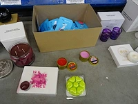 Partij partylite kaarsen, geurproducten en woningaccessoires, circa 2680 items - afbeelding 17 van  28