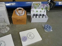 Partij partylite kaarsen, geurproducten en woningaccessoires, circa 2680 items - afbeelding 19 van  28