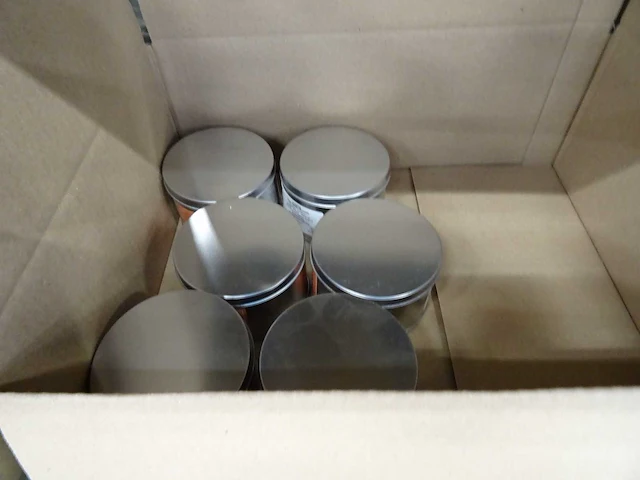 Partij partylite kaarsen, geurproducten en woningaccessoires, circa 840 items - afbeelding 14 van  23