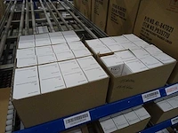 Partij partylite kaarsen, handcrème en woningaccessoires, circa 2330 items - afbeelding 16 van  25