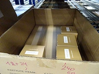 Partij partylite kaarsen, huidverzorging en woningaccessoires, circa 2105 items - afbeelding 14 van  25