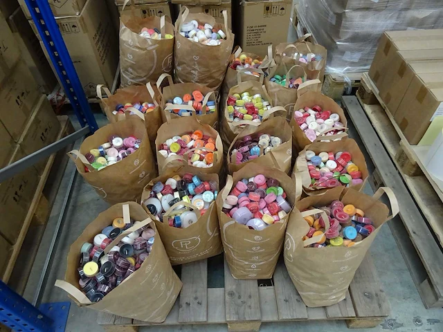 Partij partylite tealights, 13 zakken - afbeelding 1 van  3