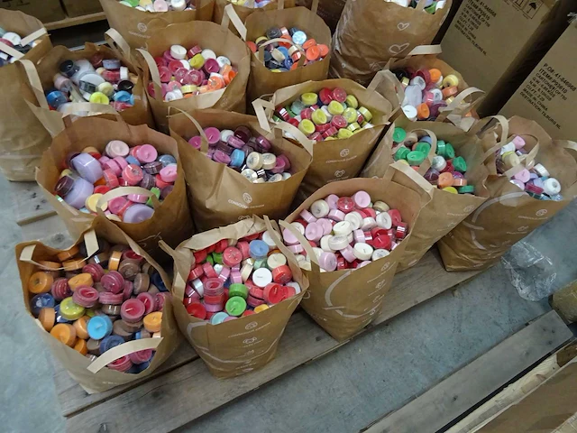 Partij partylite tealights, 13 zakken - afbeelding 2 van  3