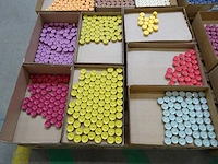 Partij partylite theelichten, 28 dozen - afbeelding 2 van  5