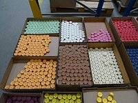 Partij partylite theelichten, 28 dozen - afbeelding 5 van  5