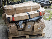 Partij partytenten op pallet - afbeelding 2 van  3