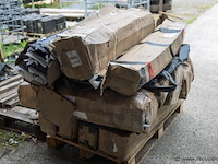 Partij partytenten op pallet - afbeelding 3 van  3