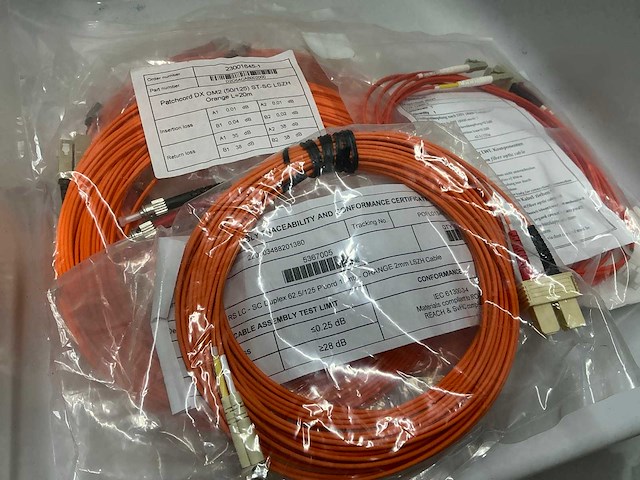 Partij patchkabel - afbeelding 1 van  7