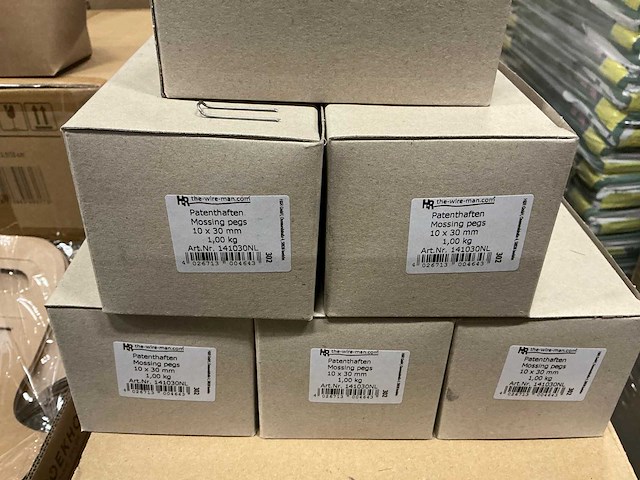 Partij patenthaften mossing pegs 10x30mm (56x) - afbeelding 2 van  4